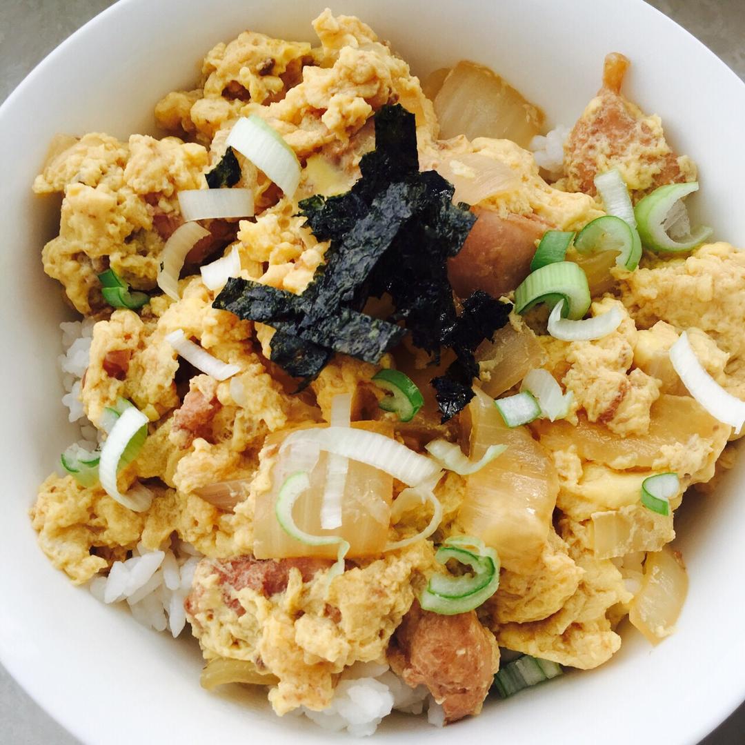 不辣的皮特做的亲子丼