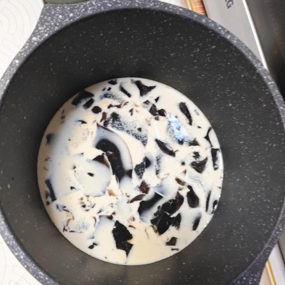 椰浆红豆芋圆烧仙草