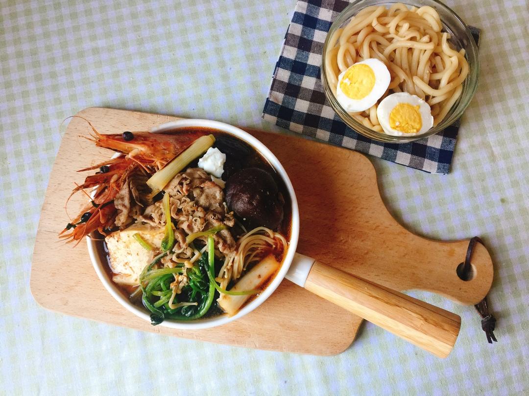 每天，叫醒我的是早餐