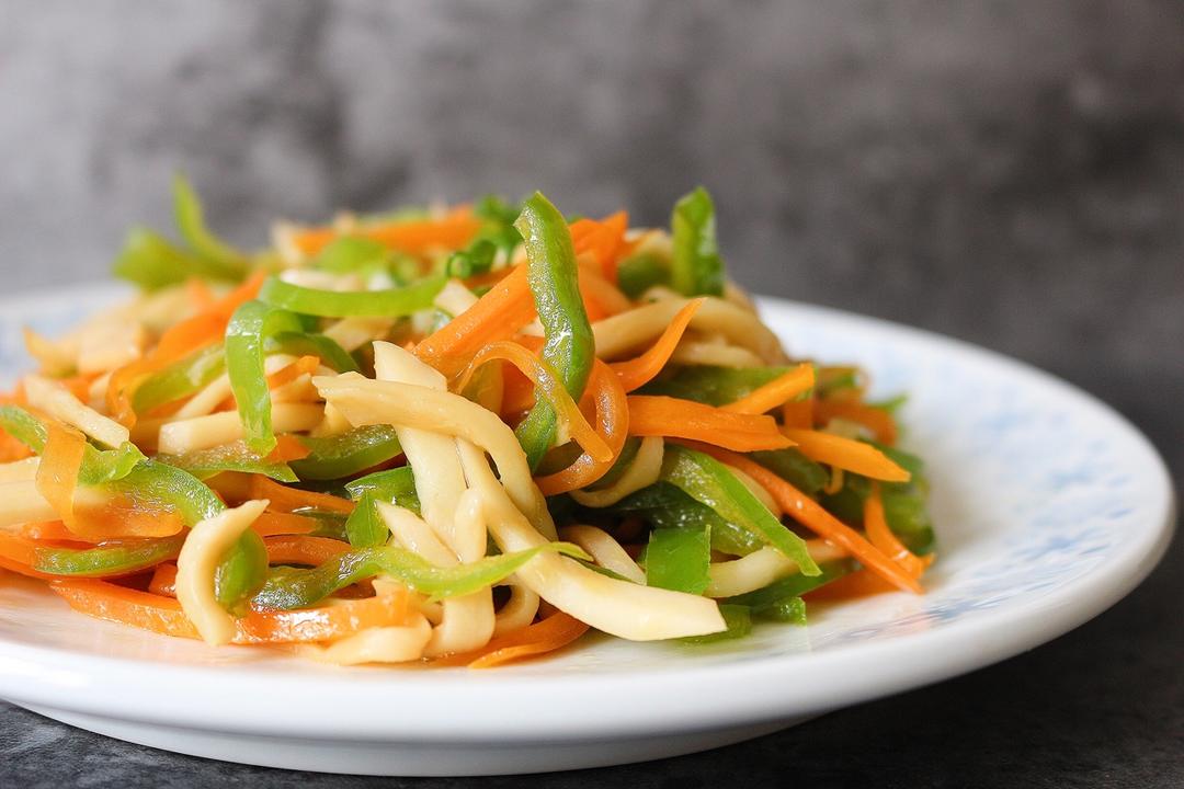 孙二娘不做叉烧包做的无油青椒炒杏鲍菇