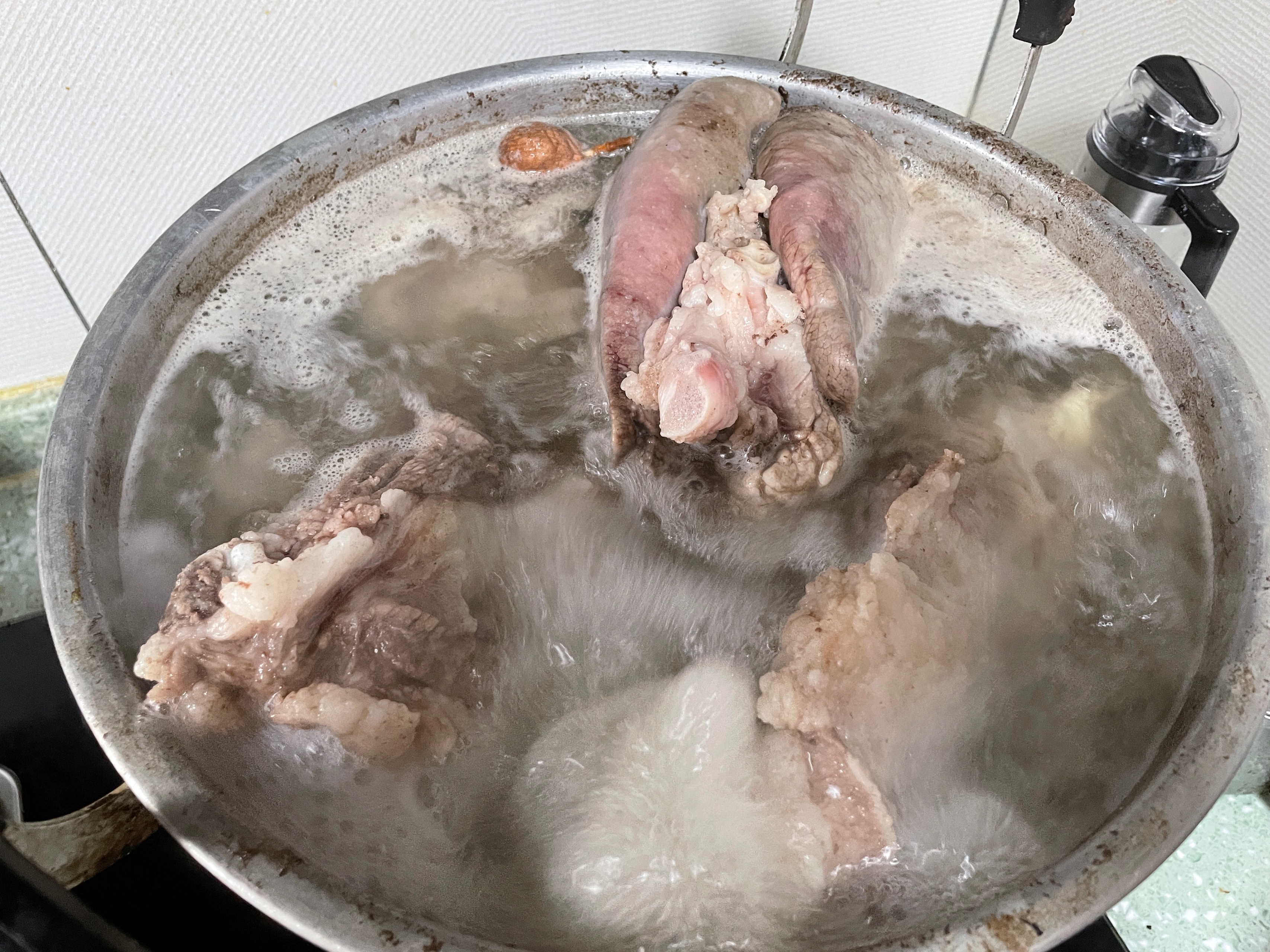 单县红汤羊肉汤的做法 步骤3