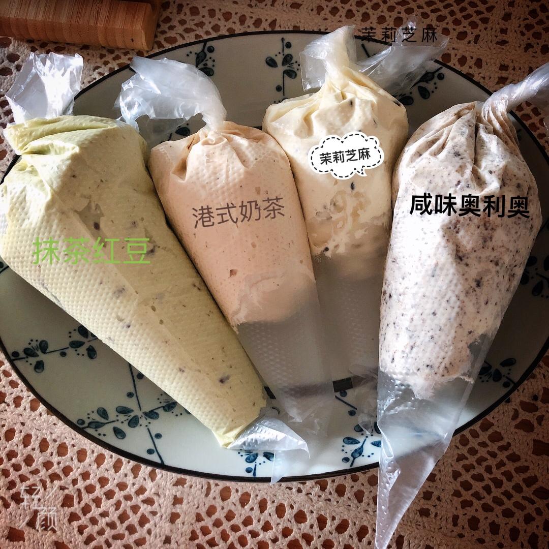 烘焙—网红冰面包💕四种口味一次吃过瘾——港式奶茶、茉莉芝麻、抹茶红豆、奥利奥咸奶油