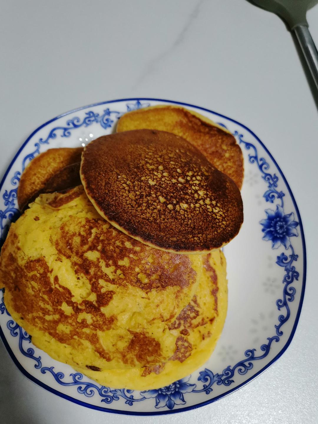 玉米面松饼，早起5分钟搞定，又软又健康