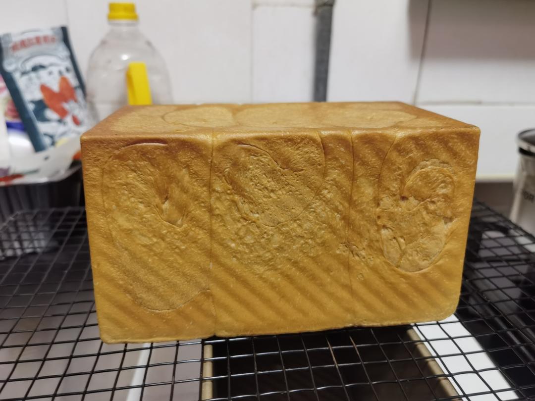 夺命软吐司(๑´ڡ`๑)超软拉丝极速方便的一次发酵吐司