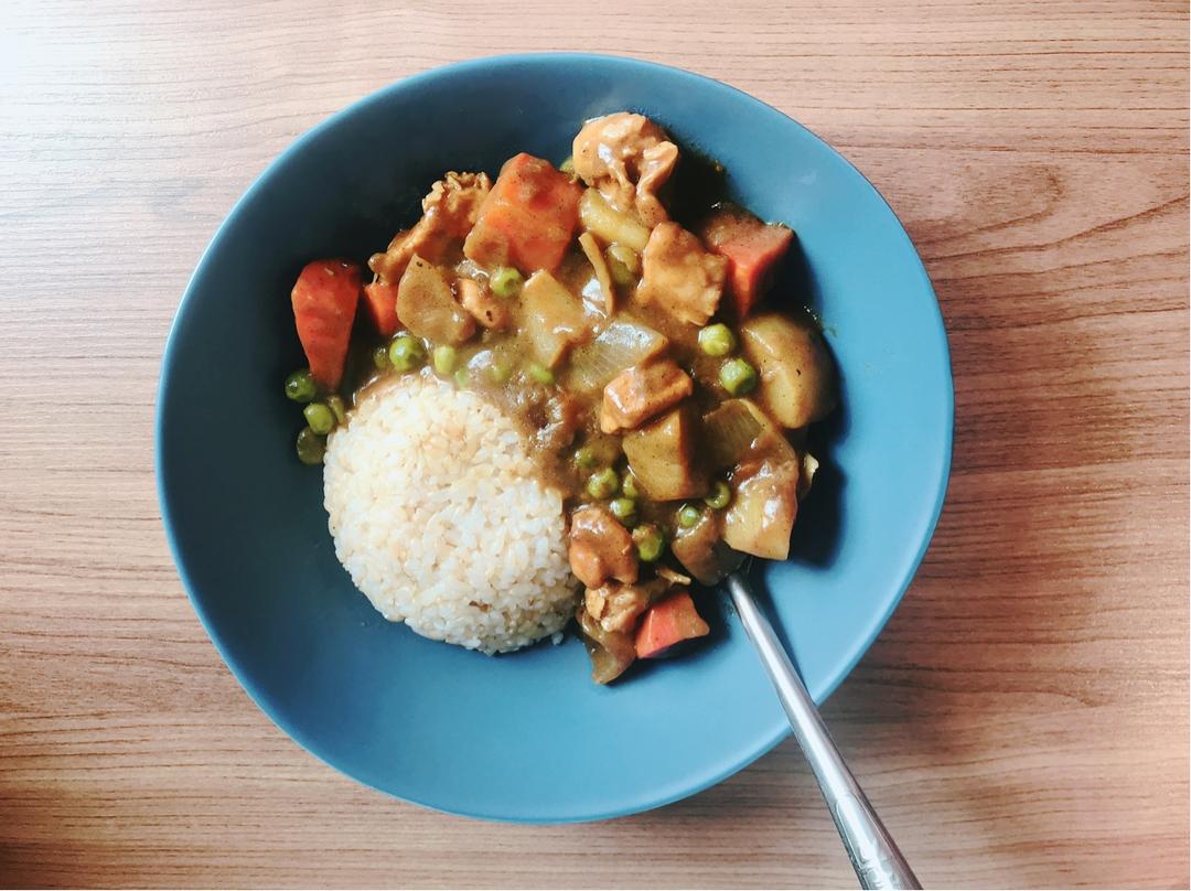 咖喱鸡肉饭
