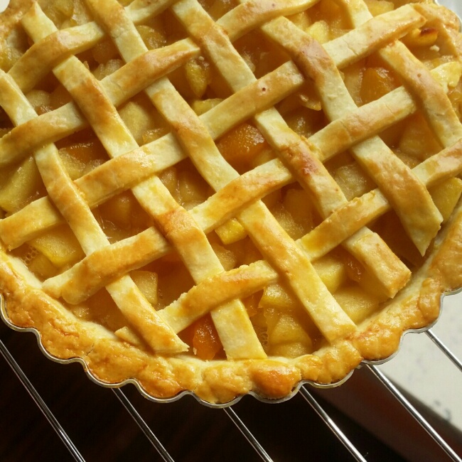 大白花花菜做的苹果派