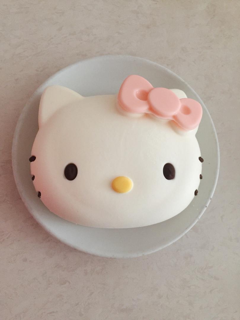 《Tinrry+》超顺滑奶香浓郁的Kitty酸奶芝士慕斯蛋糕