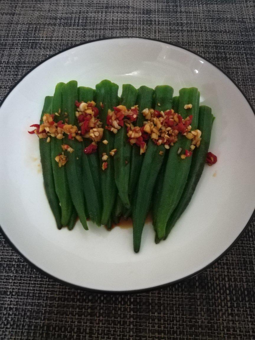 【做法简单，超级美味】白灼秋葵
