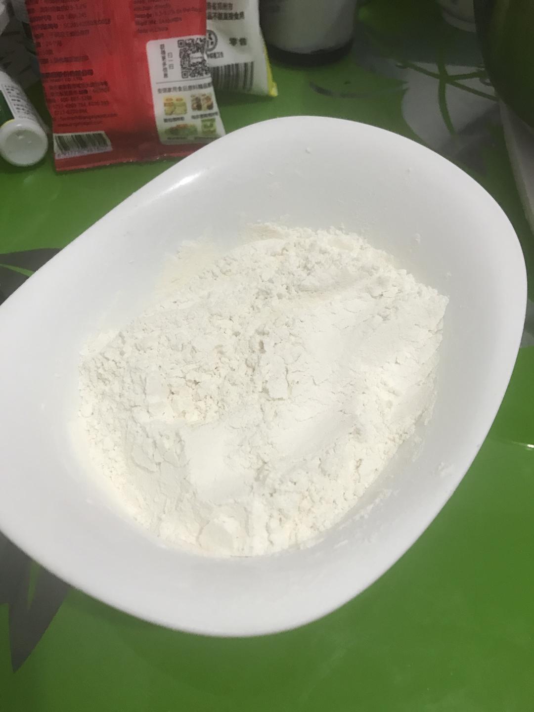 纯奶手撕吐司的做法 步骤1