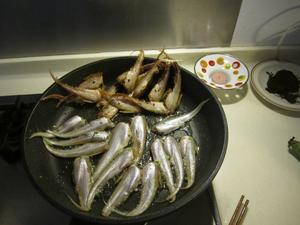【顾妈妈】干煎烤子鱼的做法 步骤4