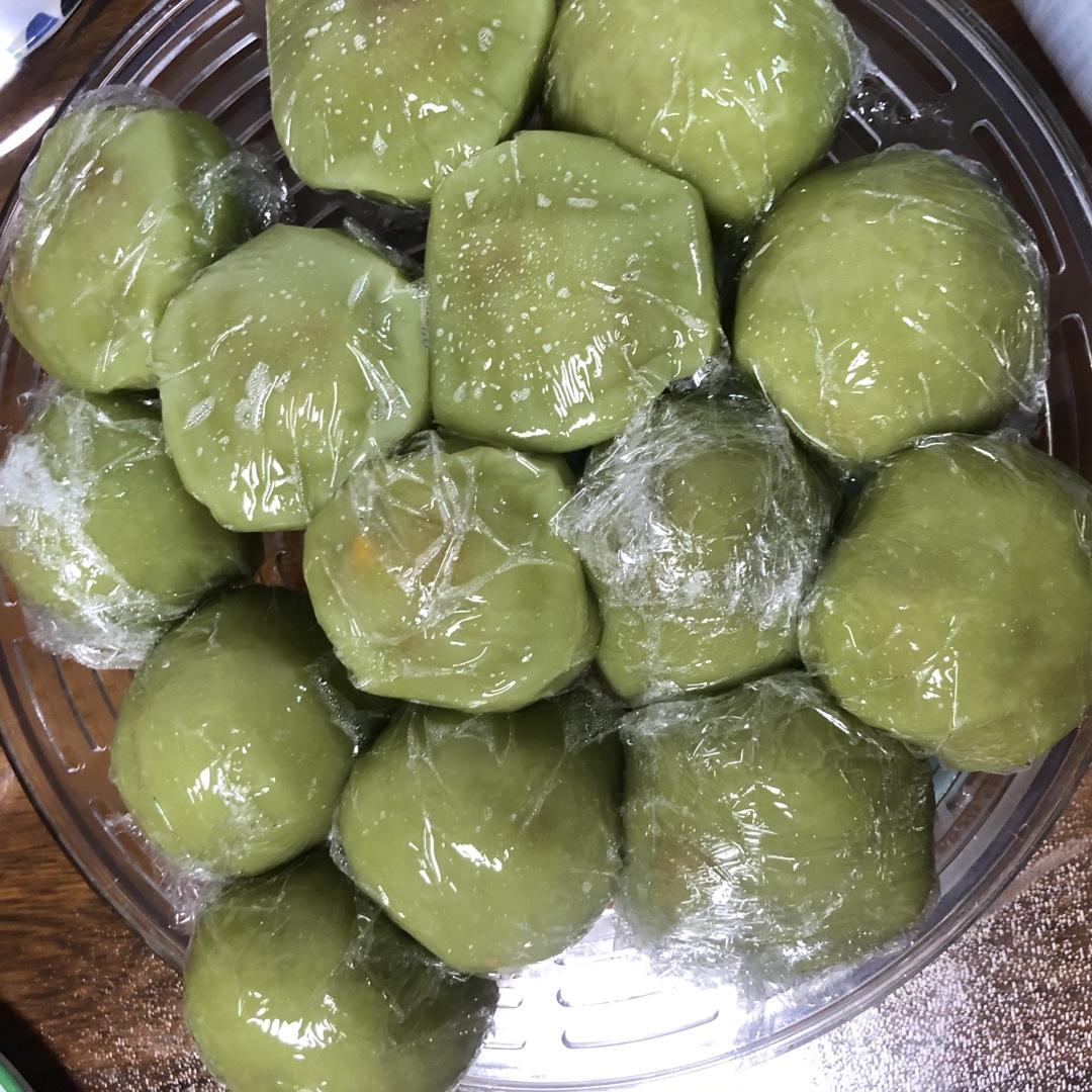 网红青团～～咸蛋黄肉松青团