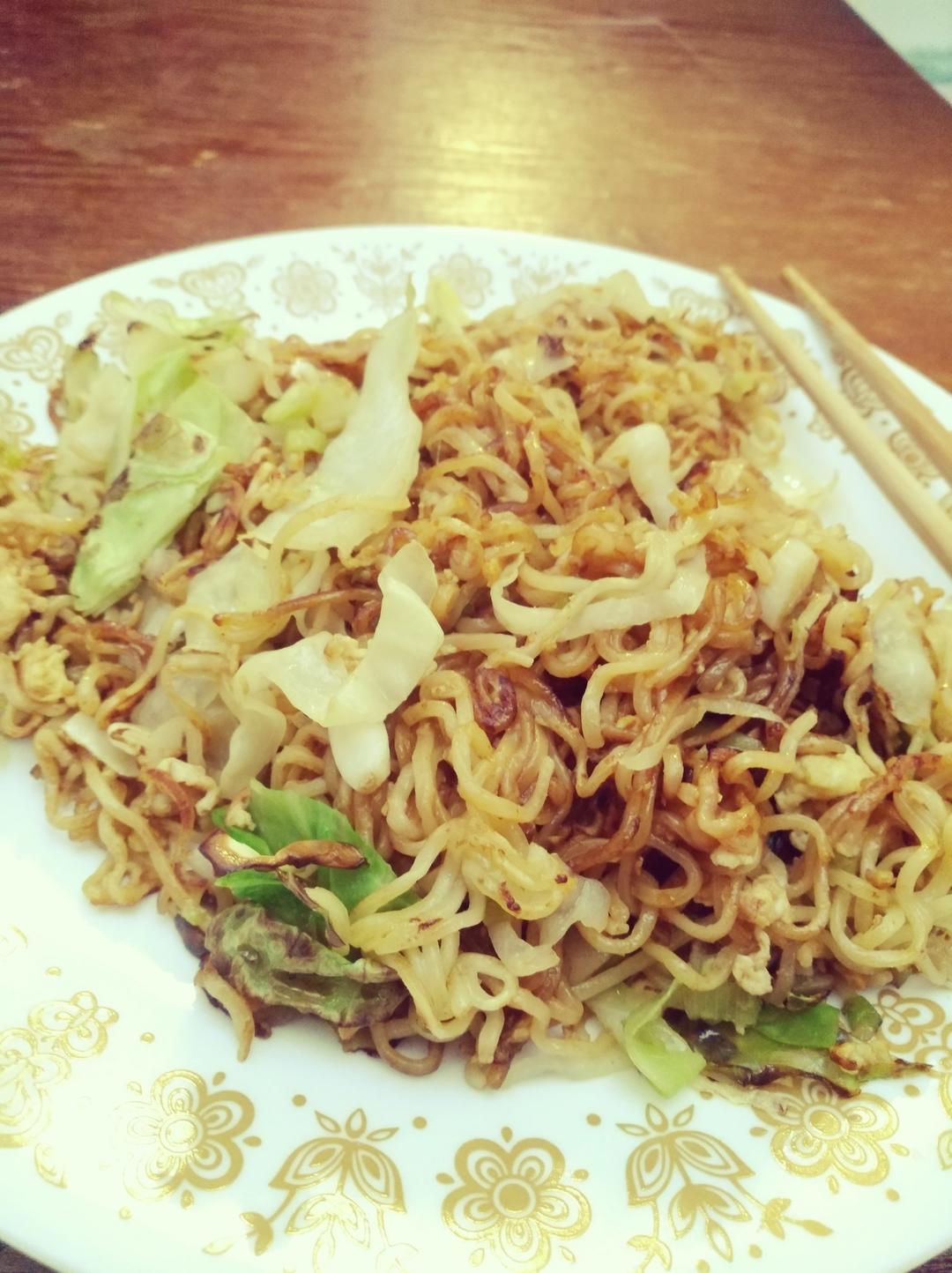 炒面（方便面）