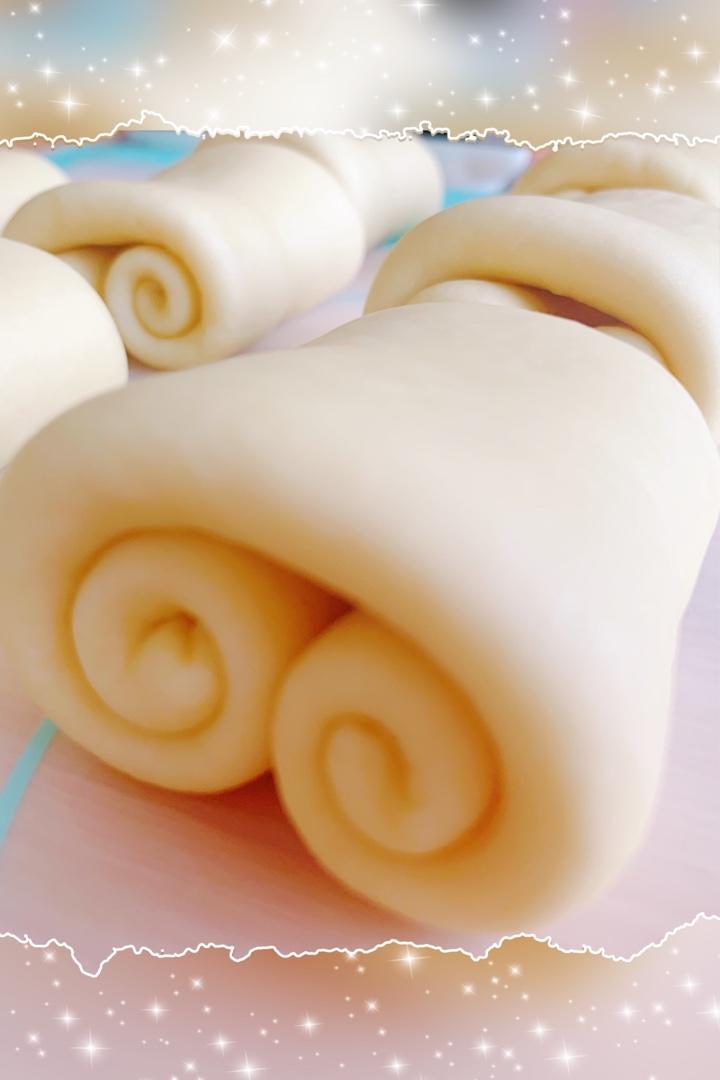 轻盈如棉花·奶香柔绵十足的牛奶面包