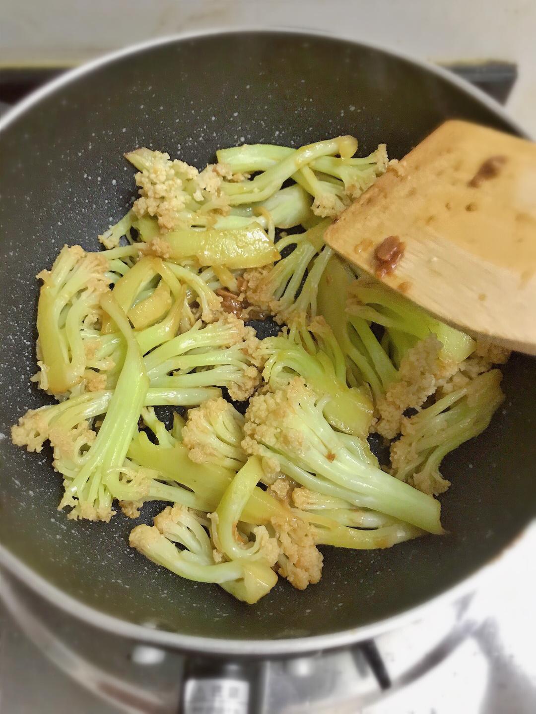 简易版清炒花菜的做法