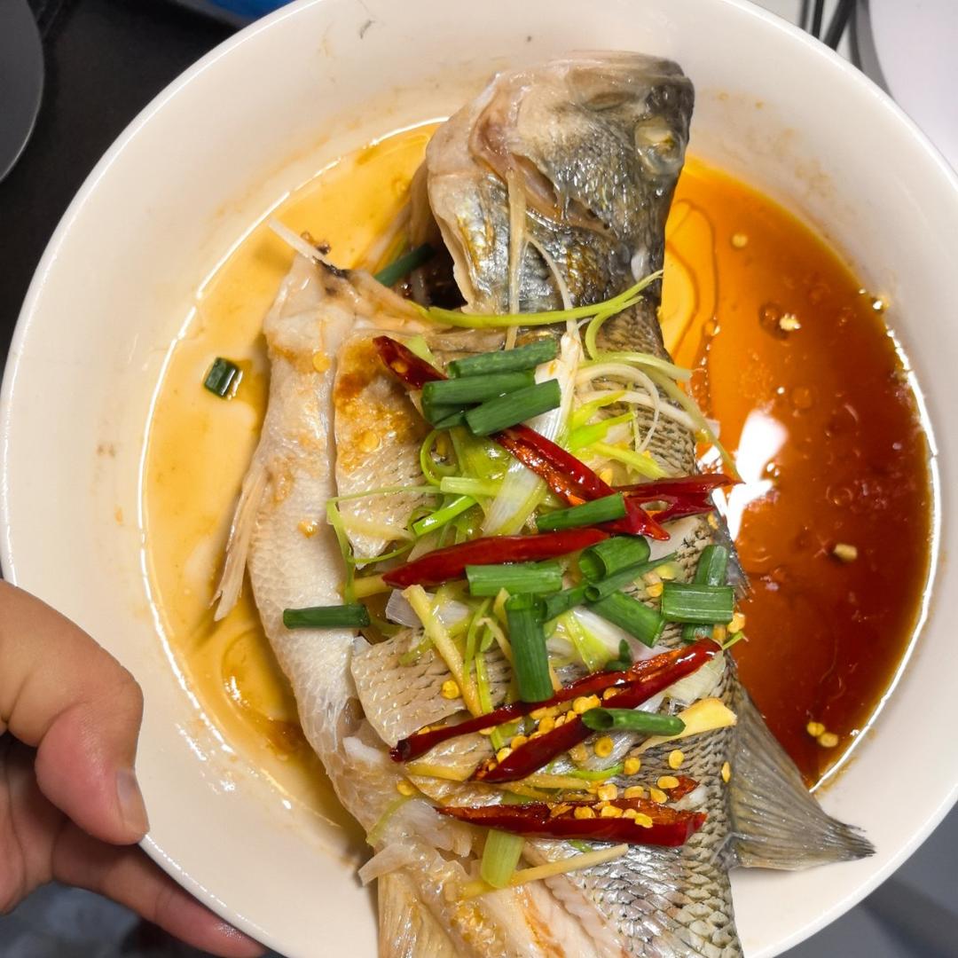 清蒸鲈鱼