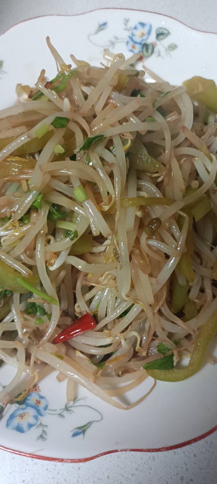 爆炒绿豆芽
