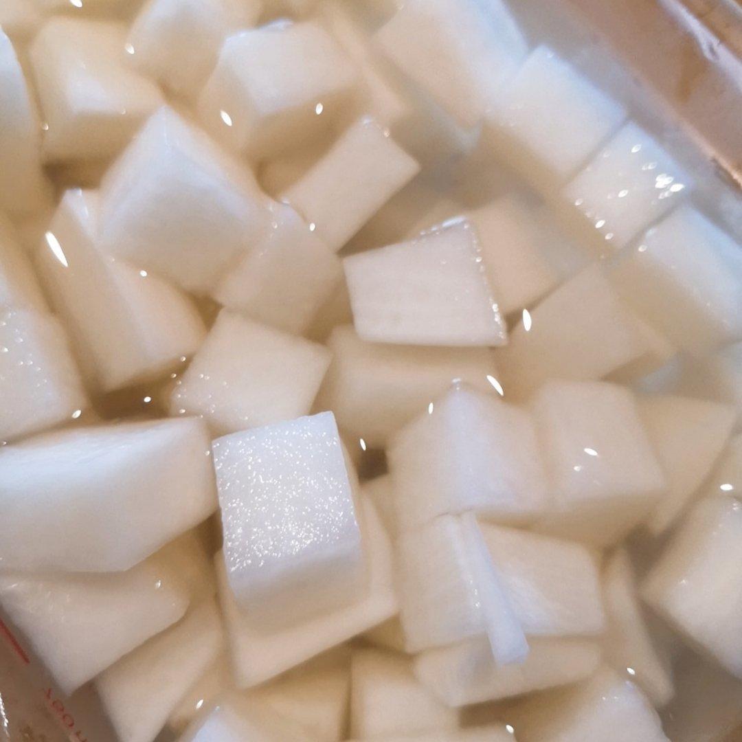 超简单的韩式腌萝卜（炸鸡萝卜）