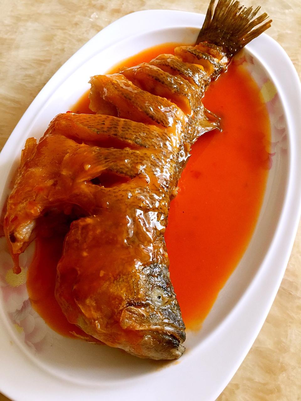 昊天妈咪的小厨房做的糖醋鱼(媲美饭店超简单高颜值)