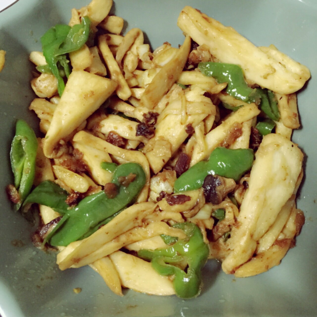 青椒素炒杏鲍菇