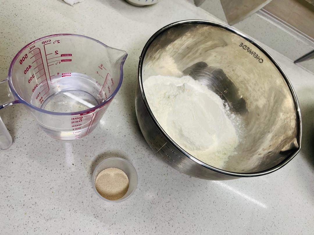 纯奶手撕吐司的做法 步骤1