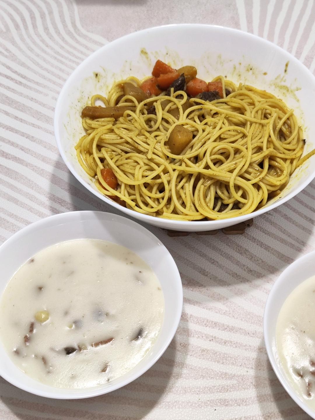 奶油蘑菇浓汤（小朋友超爱）