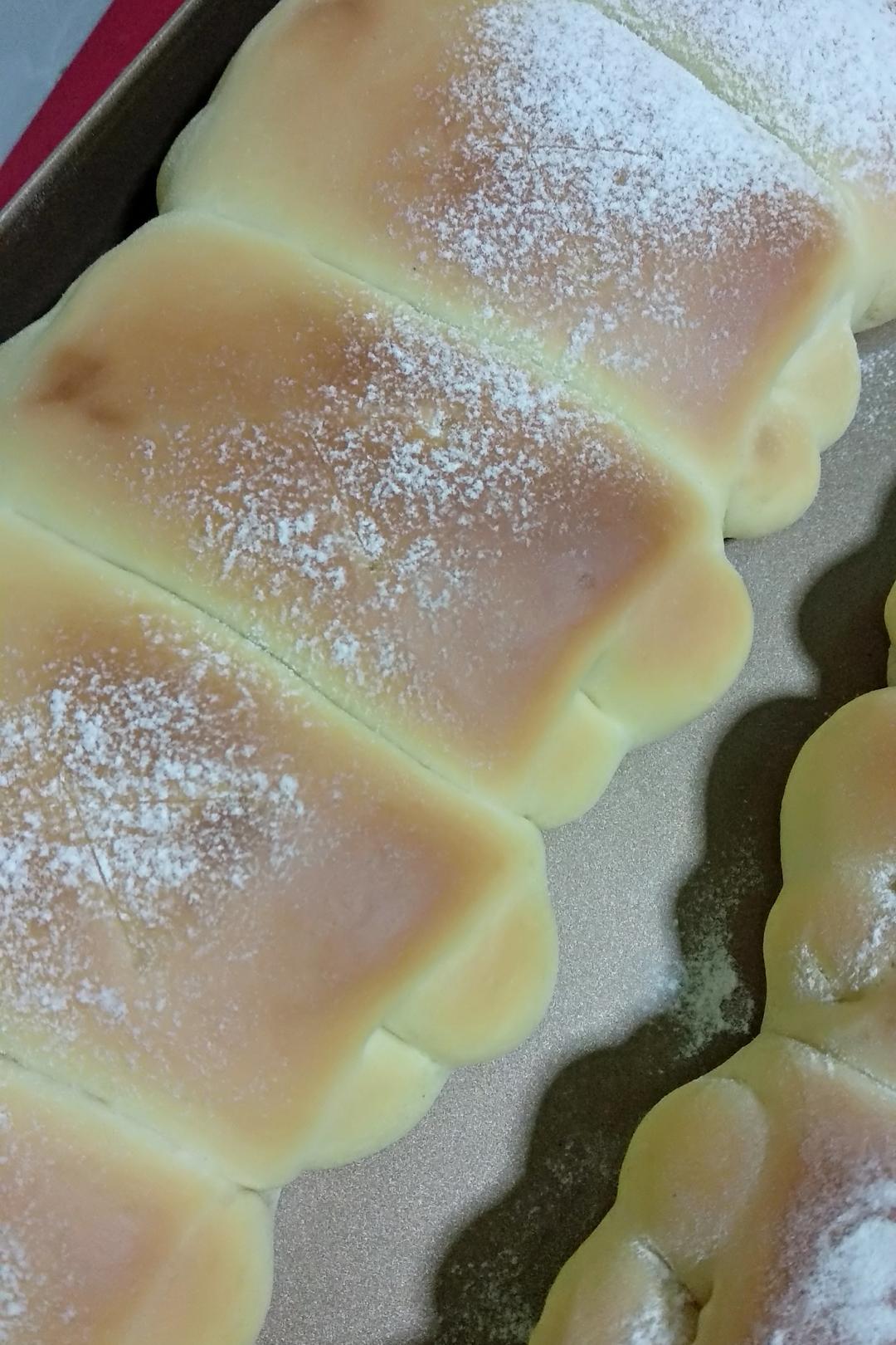 软到不知所措的牛奶卷