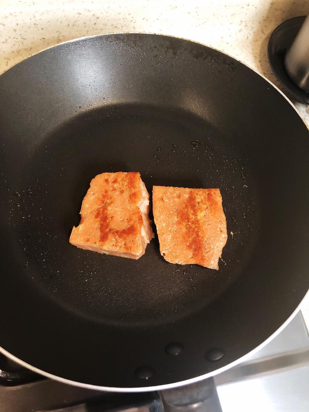 餐蛋面的～自制午餐肉的做法 步骤8