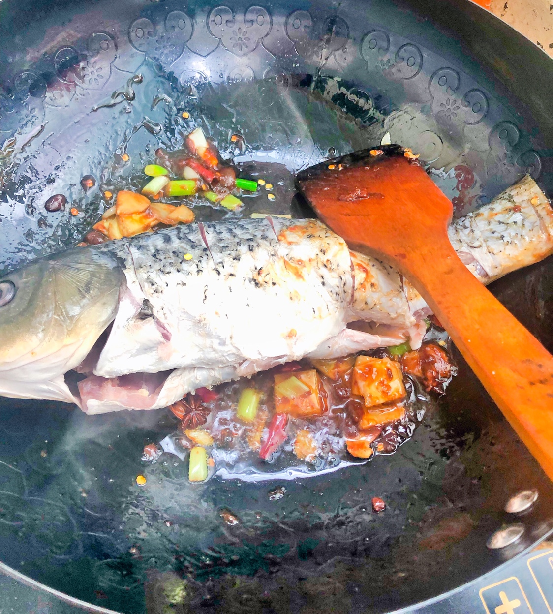 好吃的铁锅炖鱼的做法 步骤7