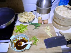 东北硬菜快手尖椒干豆腐的做法 步骤1
