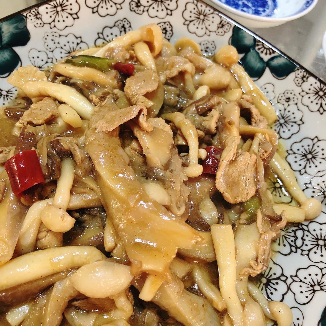 口蘑（白蘑菇）炒肉|鲜掉眉头上心头