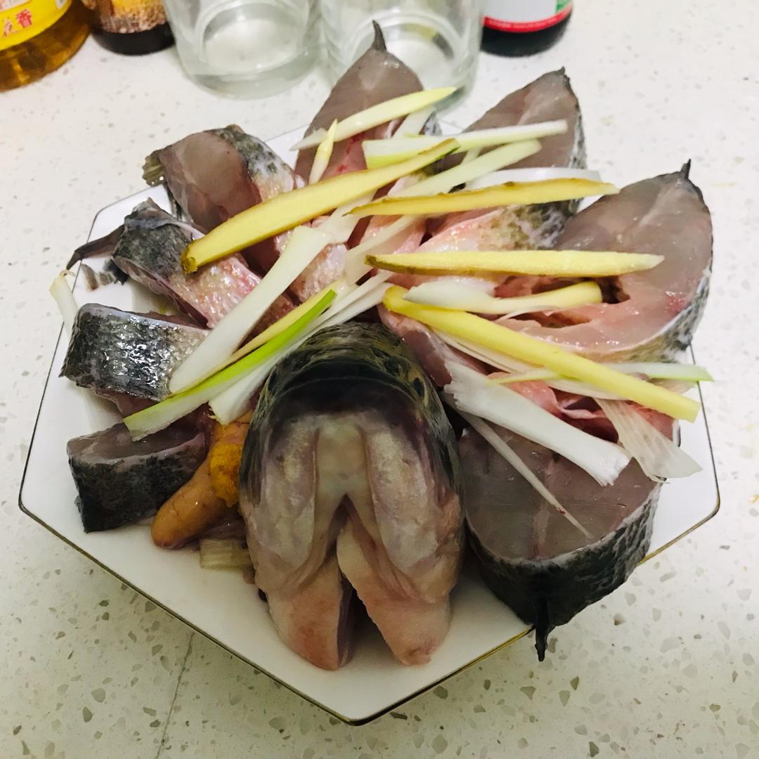 孔雀开屏清蒸鱼