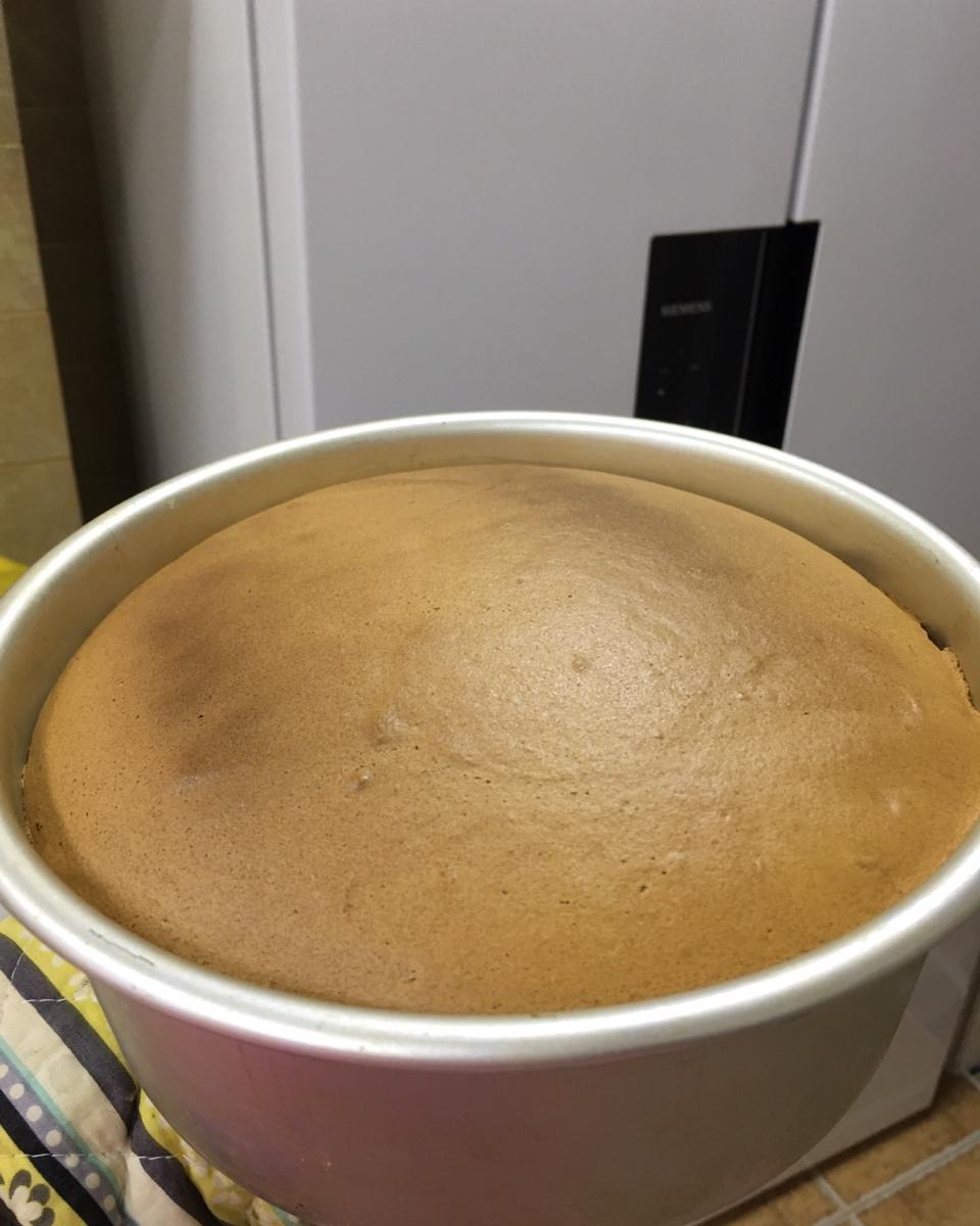 烤箱做蛋糕（戚风蛋糕的做法）