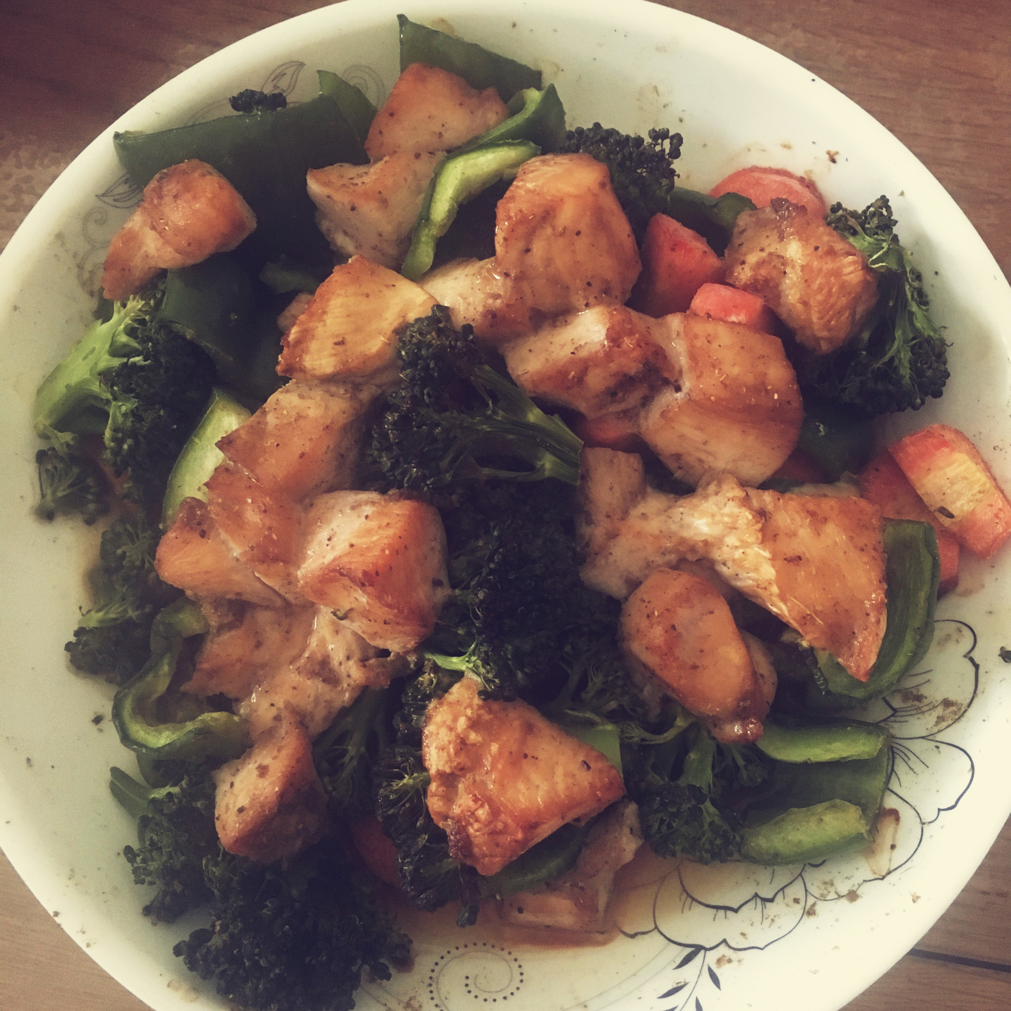 鸡肉杂蔬烧烤