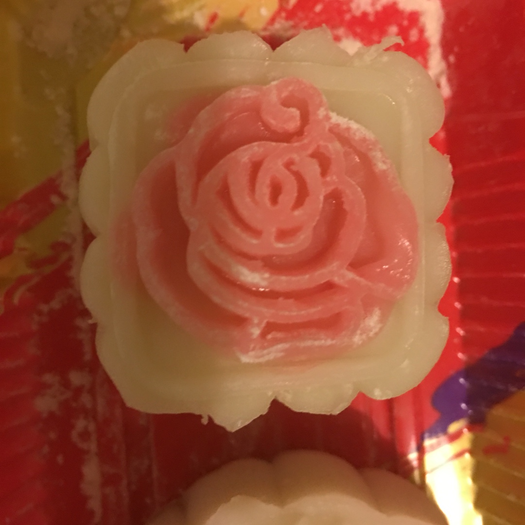 彩色冰皮月饼