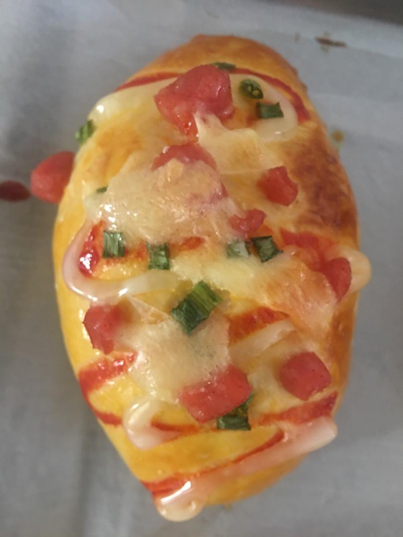 芝士火腿肉松香葱面包