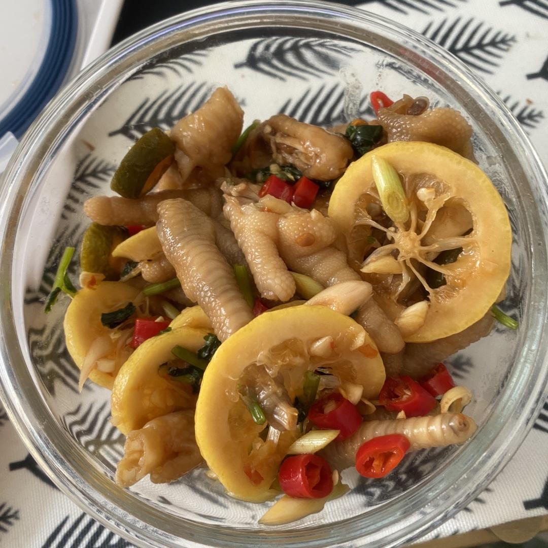 关键在香料的泰式酸辣无骨凤爪