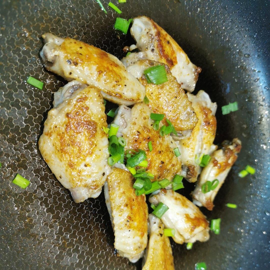 简单又香脆的香煎孜然鸡翅