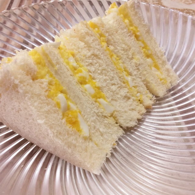 鸡蛋三明治