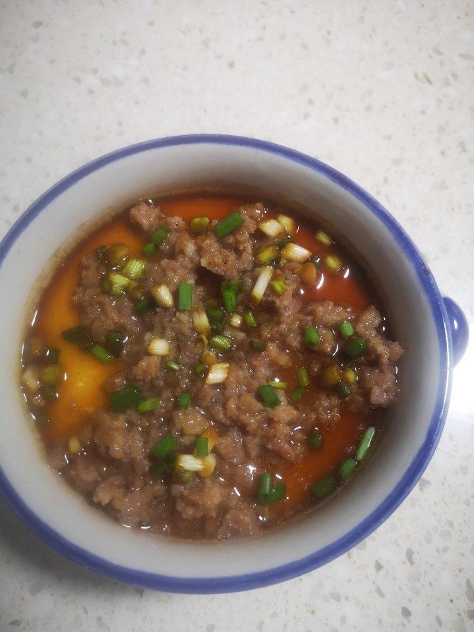 肉末蒸蛋羹：厨房小白都可以蒸出好吃的鸡蛋羹哟