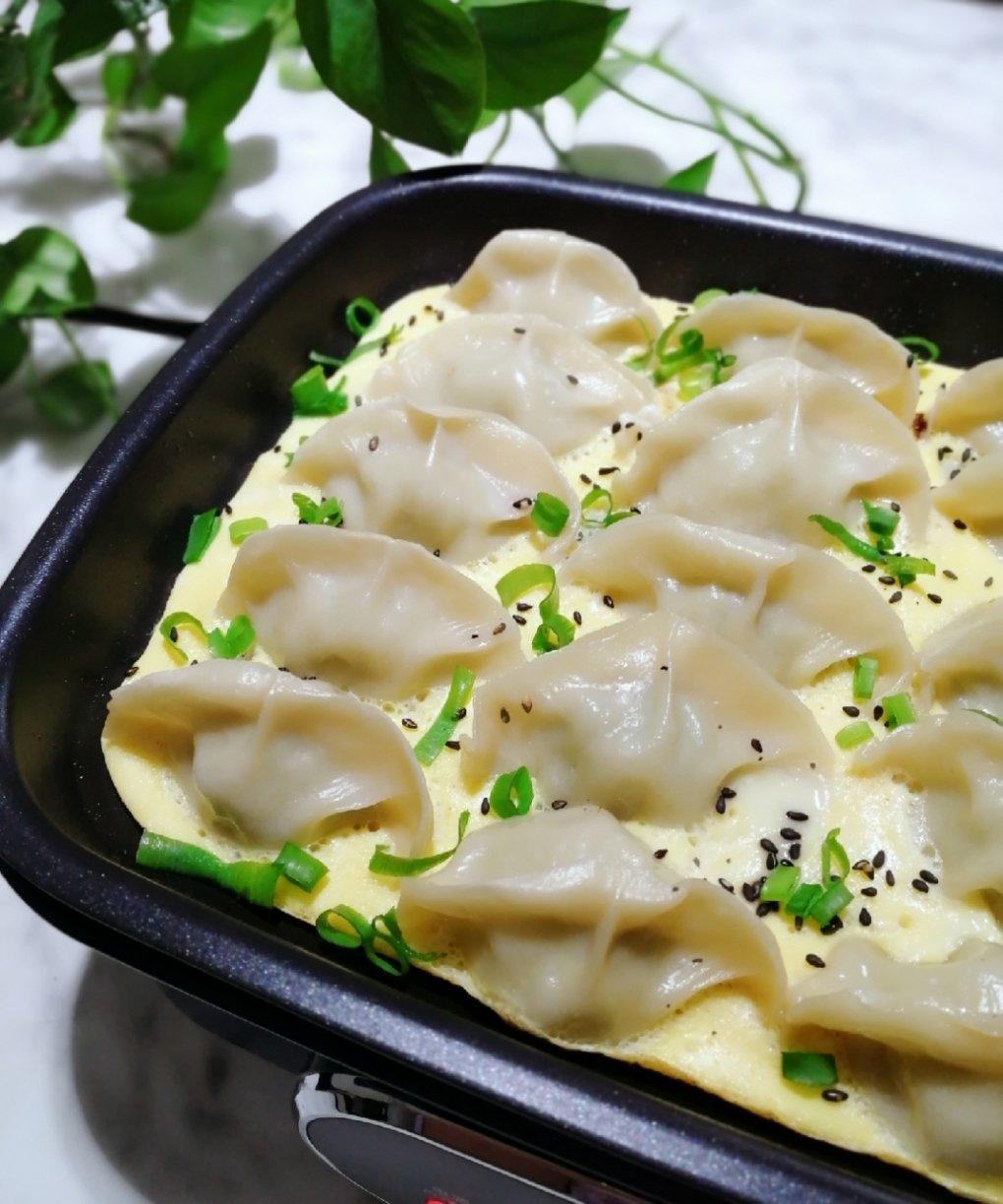 摩飞多功能锅菜谱系列之煎饺抱蛋