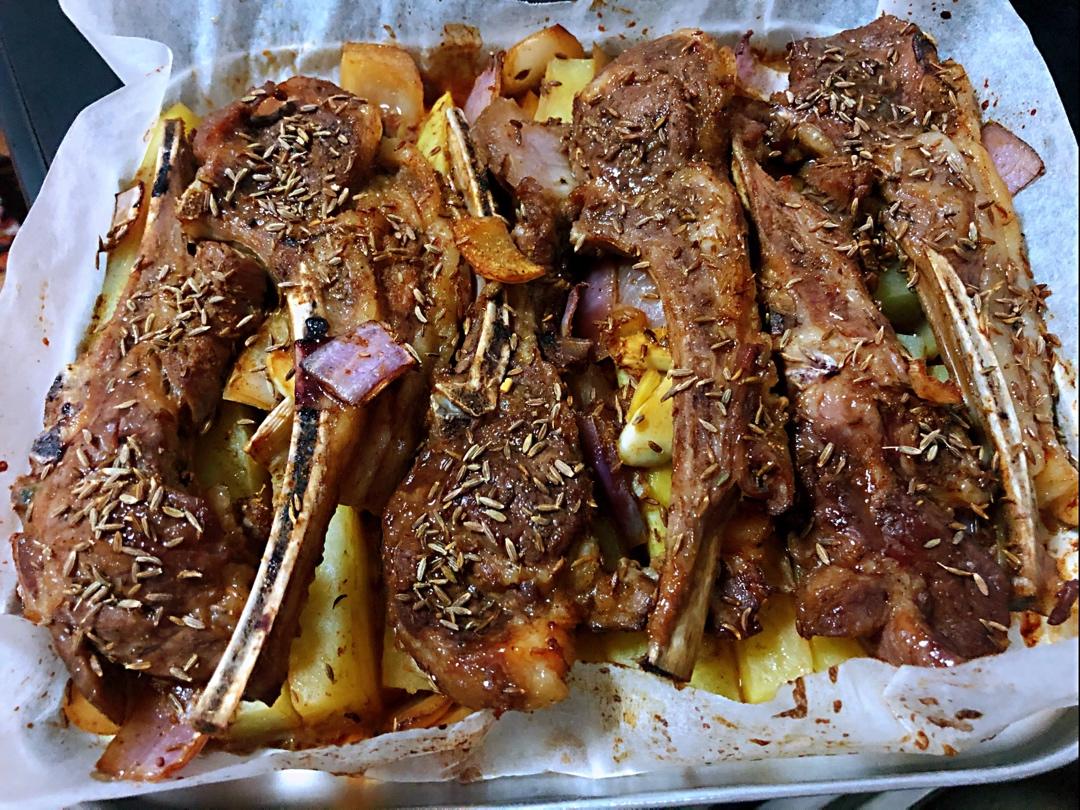 翟小五的胖妈做的超好吃的烤羊排烤箱版