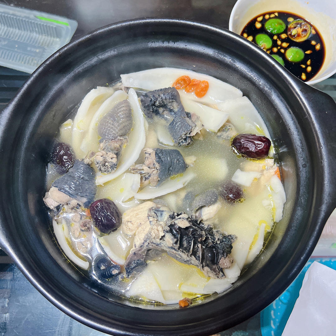 不加一滴水的椰子鸡