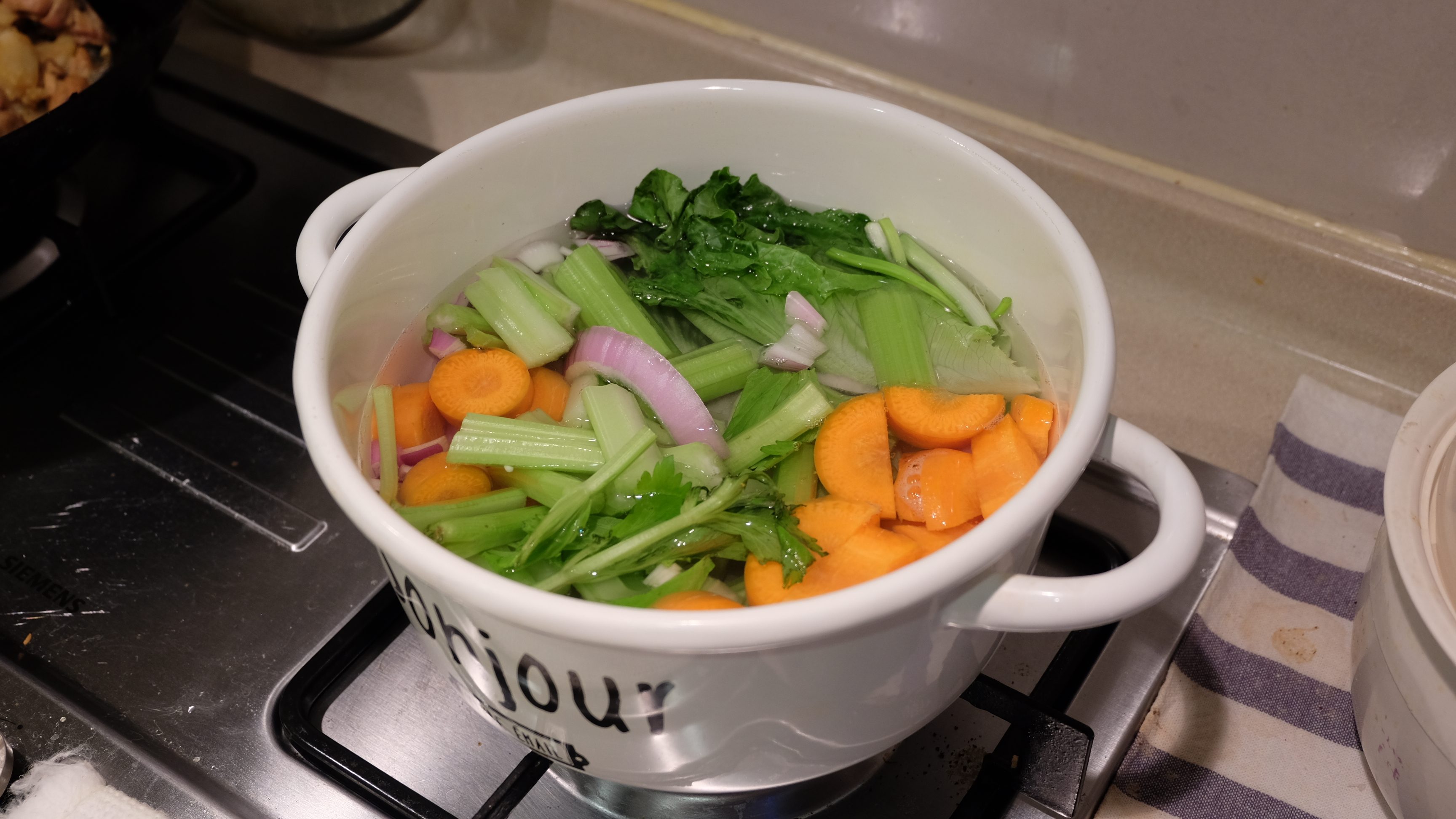 蔬菜高汤的做法 步骤1