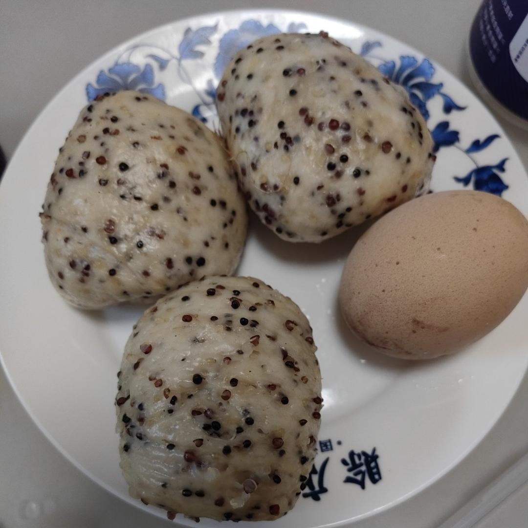 8m+ 三色藜麦馒头，营养升级，饱腹无负担！