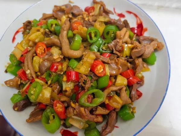 泡椒鸡杂