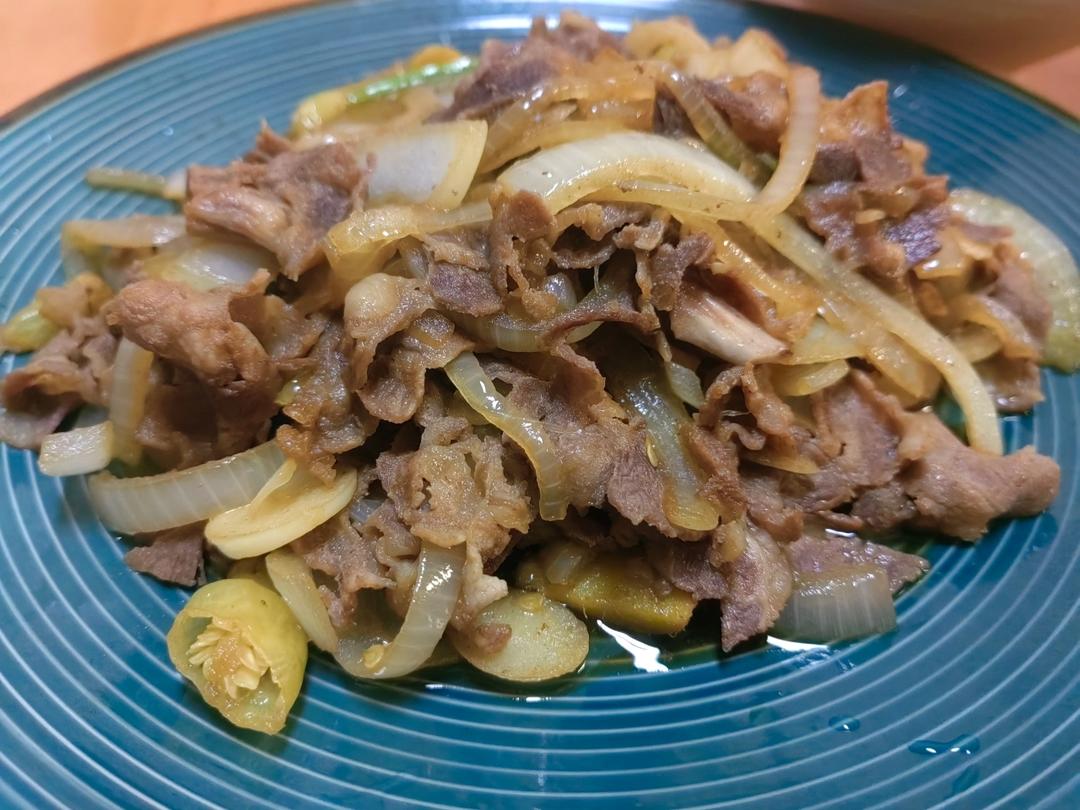洋葱炒肥牛