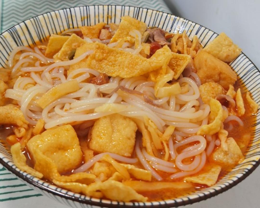 螺蛳粉煮法的做法