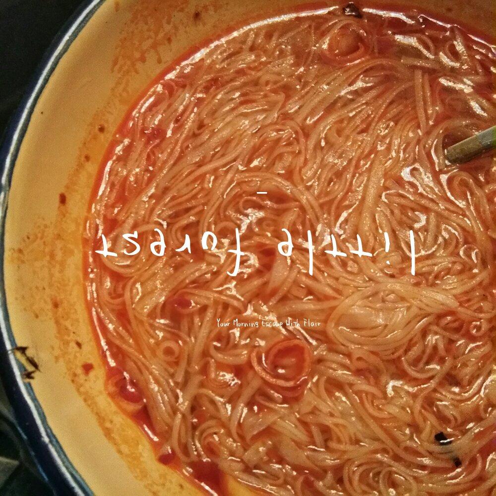 超级无敌美味懒人酸汤麻辣面（十分钟搞定色香味俱全）