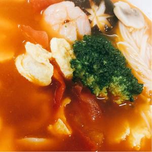 虾仁🍤番茄🍅菌菇汤的做法 步骤9