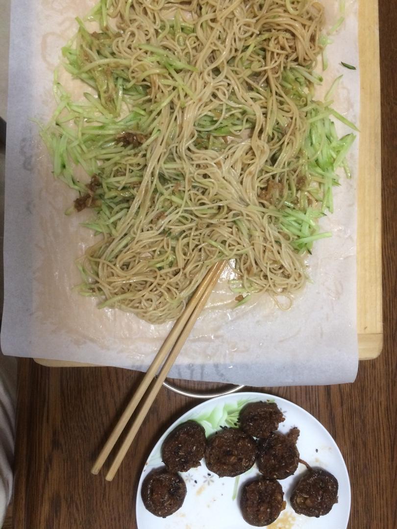 姥姥的爽口凉面！（干拌挂面）
